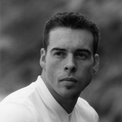 布拉德利·詹姆斯·艾伦