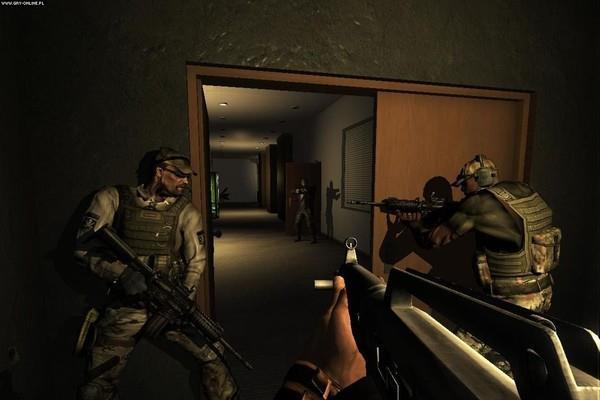 经典单机游戏《武装部队》