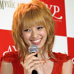 竹川奈津子