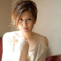 椎名由奈