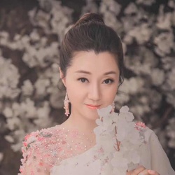 褚云霞