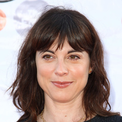 丽贝卡·彼得跟