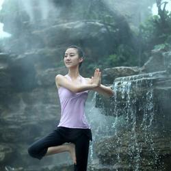 李悦