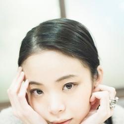 趣里