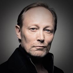 拉斯·米科尔森