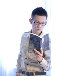 冯冠博