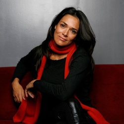 西蒙娜·卡塞尔