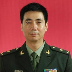 范明