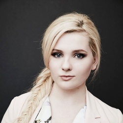 阿比盖尔·布蕾斯琳