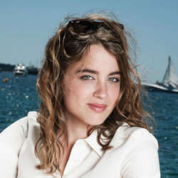 阿黛尔·哈内尔