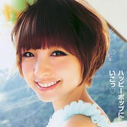 篠田麻里子