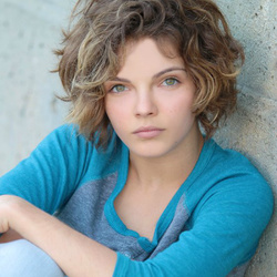 卡门·比康多瓦