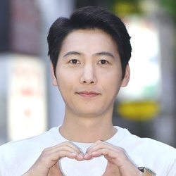李相宇