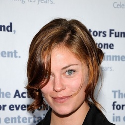 卡西迪·弗里曼