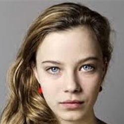 莎斯齐娅·罗森达尔