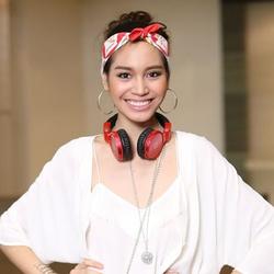 萍吉娜·泽伦拉