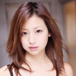 佐山彩香