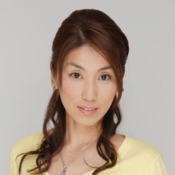 尾小平志津香