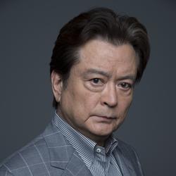 大和田伸也