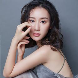 王素素