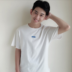 李旭
