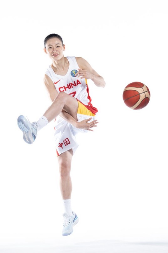 杨力维