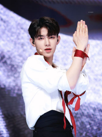 章昊