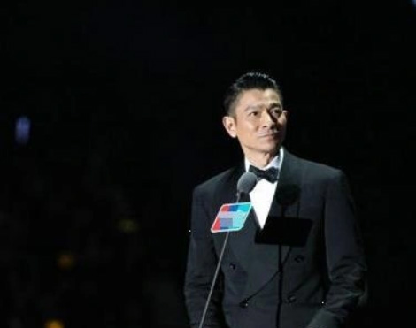 刘德华