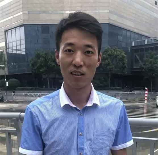 李坤朋