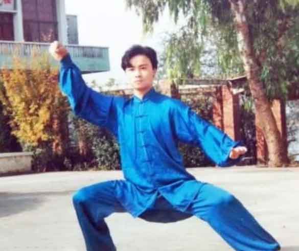 张晋