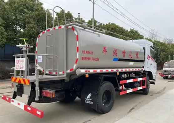 农药竟然喷进西湖游客嘴里?景区回应来了