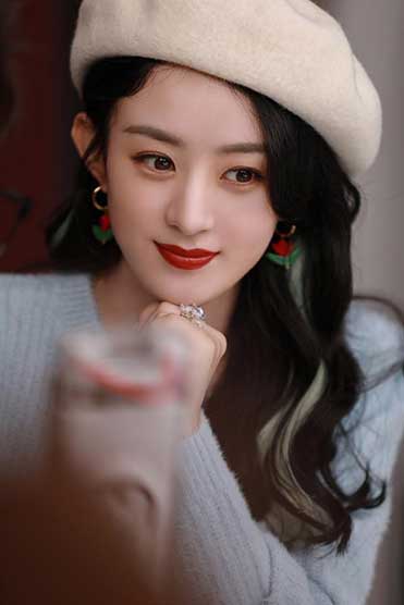 赵丽颖立夏新发色美到犯规!这是什么神仙发色✨?