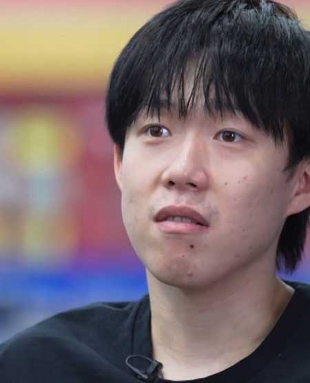 😲王楚钦回应19岁摔拍子:当年上头如今蜕变?