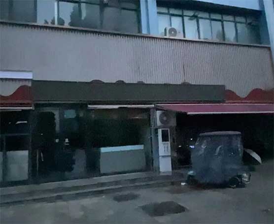 😲“3女带4孩续面”风波后，面馆招牌竟被拆？