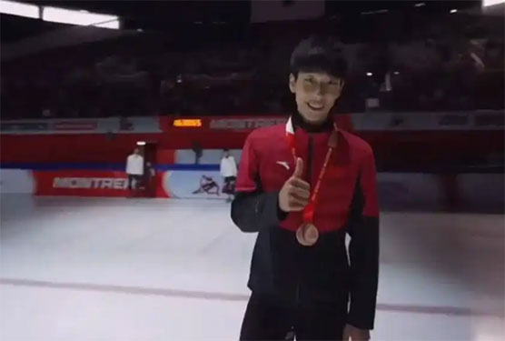 中国短道新赛季首金爆了!刘少昂最后一圈绝杀,米兰稳了?