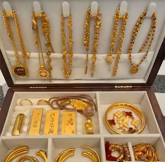 金店老板10元1克收孩子黄金？最后竟还给家长！这操作绝了？