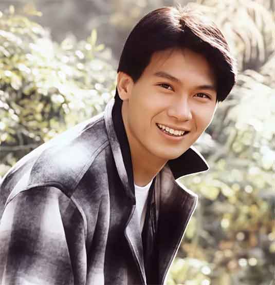 “最帅展昭”甄志强离世 享年58岁 妻子发讣告