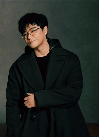 陈思诚戴墨首摘金鸡最佳导演！《唐探1900》引争议