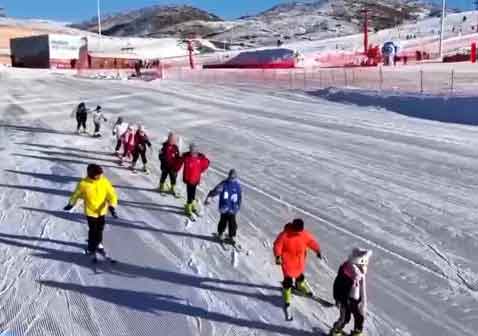 羡慕哭！阿勒泰中小学生雪假连休9天，福利拉满