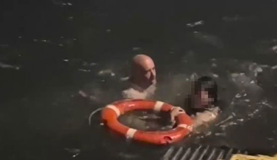 屈臣氏CEO香港48秒跳海救人，格局拉满