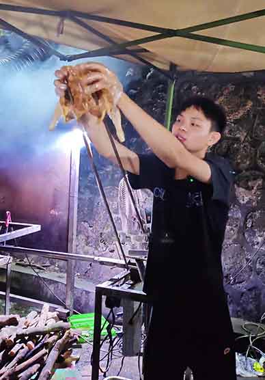 爆火烤鸡少年承认用肉宝王！68元烤鸡引争议