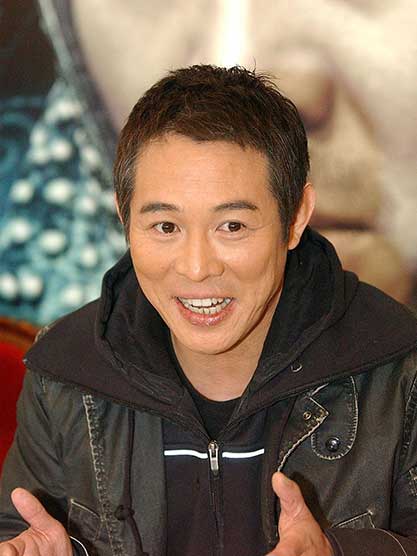 62岁李连杰出演短剧谦称新人 跨界传承功夫