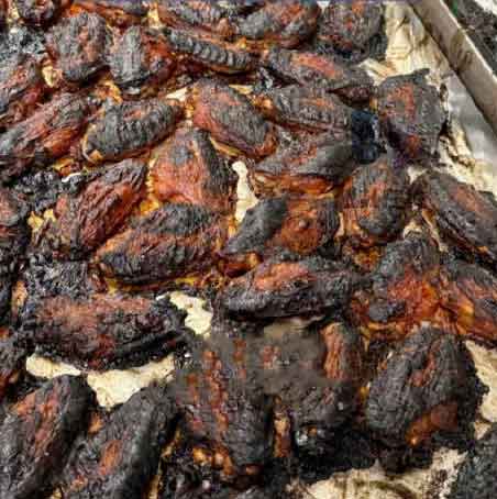 笑不活了😭男生寒假打工，烤糊200+鸡翅太社死