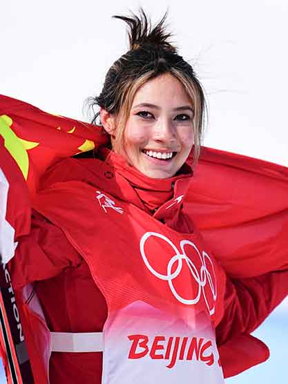 0.38分险胜！冬奥冠军身上的东方印记火了