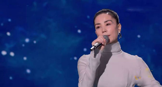 王菲六登春晚 你我经历的一刻 刷屏全网
