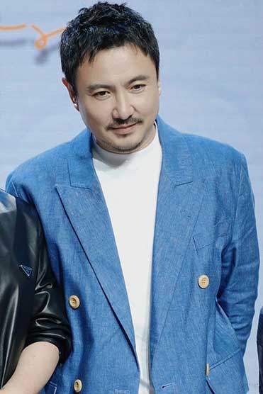 😂沈腾鼓掌实则扔橘子皮 春晚封神