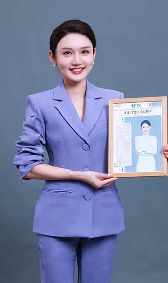 龙洋回应眼神上瞟✨并非提词器，眼妆背锅