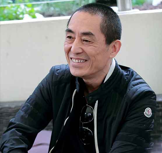 张艺谋人民日报撰文 力挺年轻人撑中国电影