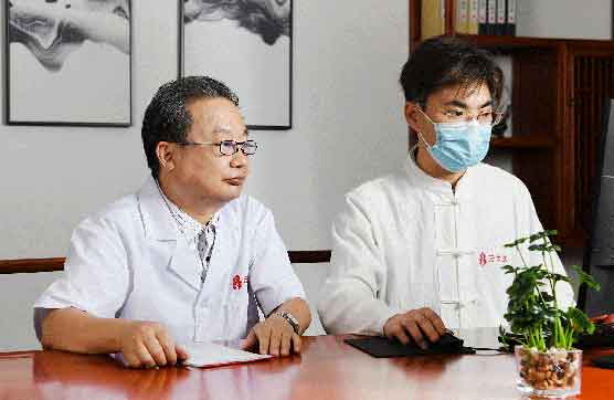 专家:AI驱动未来一周只需工作2天