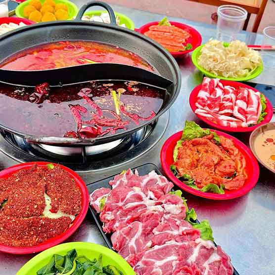 男子1年吃347顿火锅 家人直呼陪不动了